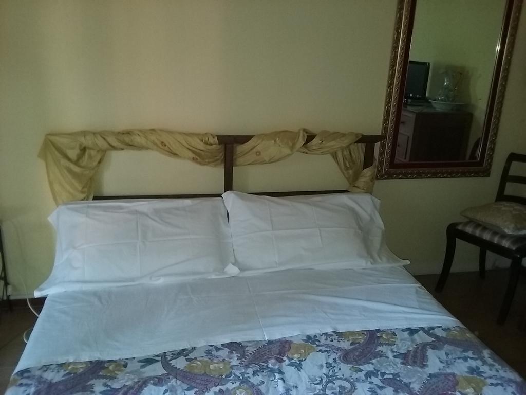 Casa Virgilio Bed & Breakfast Fosdinovo Rom bilde