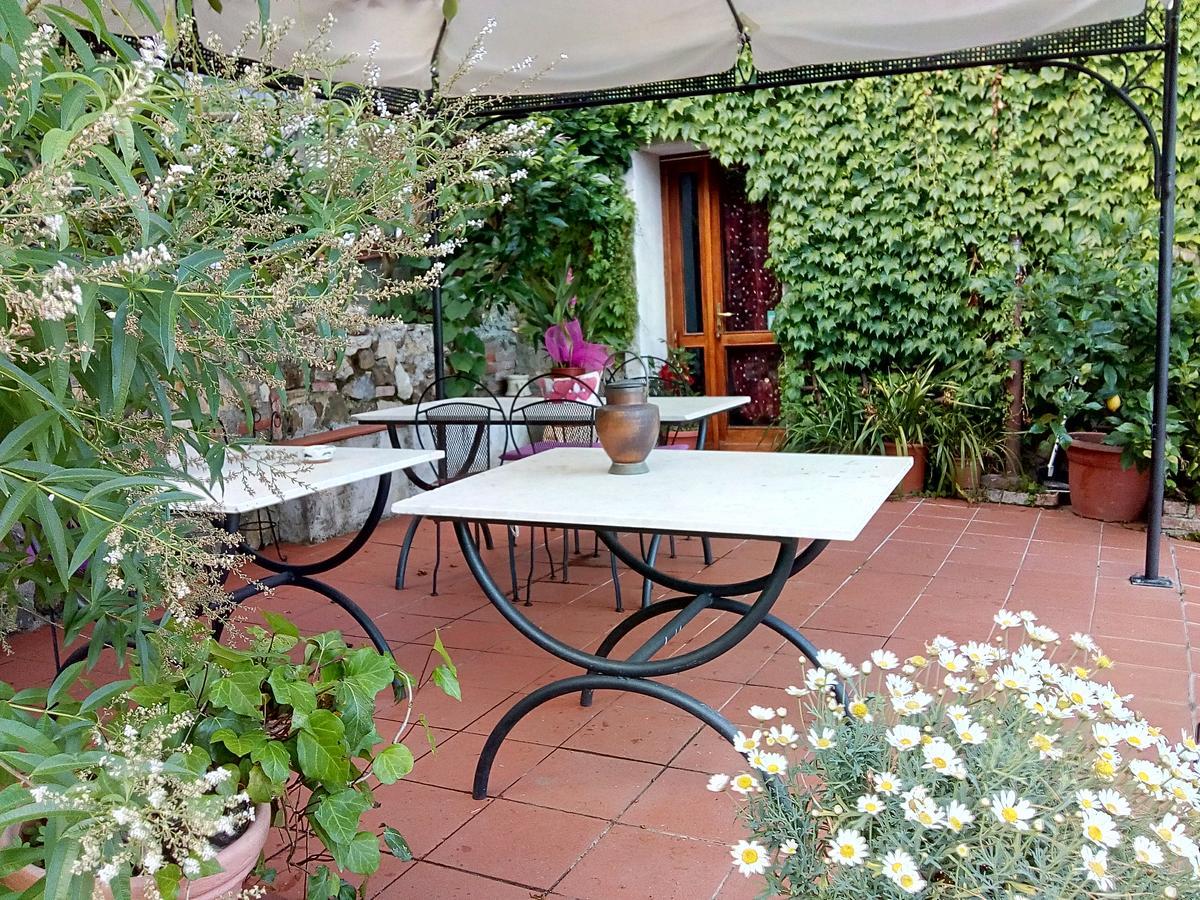 Casa Virgilio Bed & Breakfast Fosdinovo Eksteriør bilde